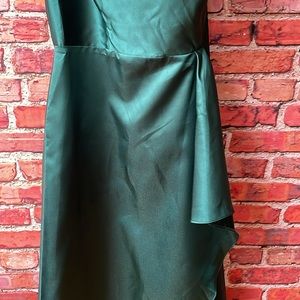 Alfred Sung Bow One-Shoulder Satin Trumpet Gown in Hunter, Size 4